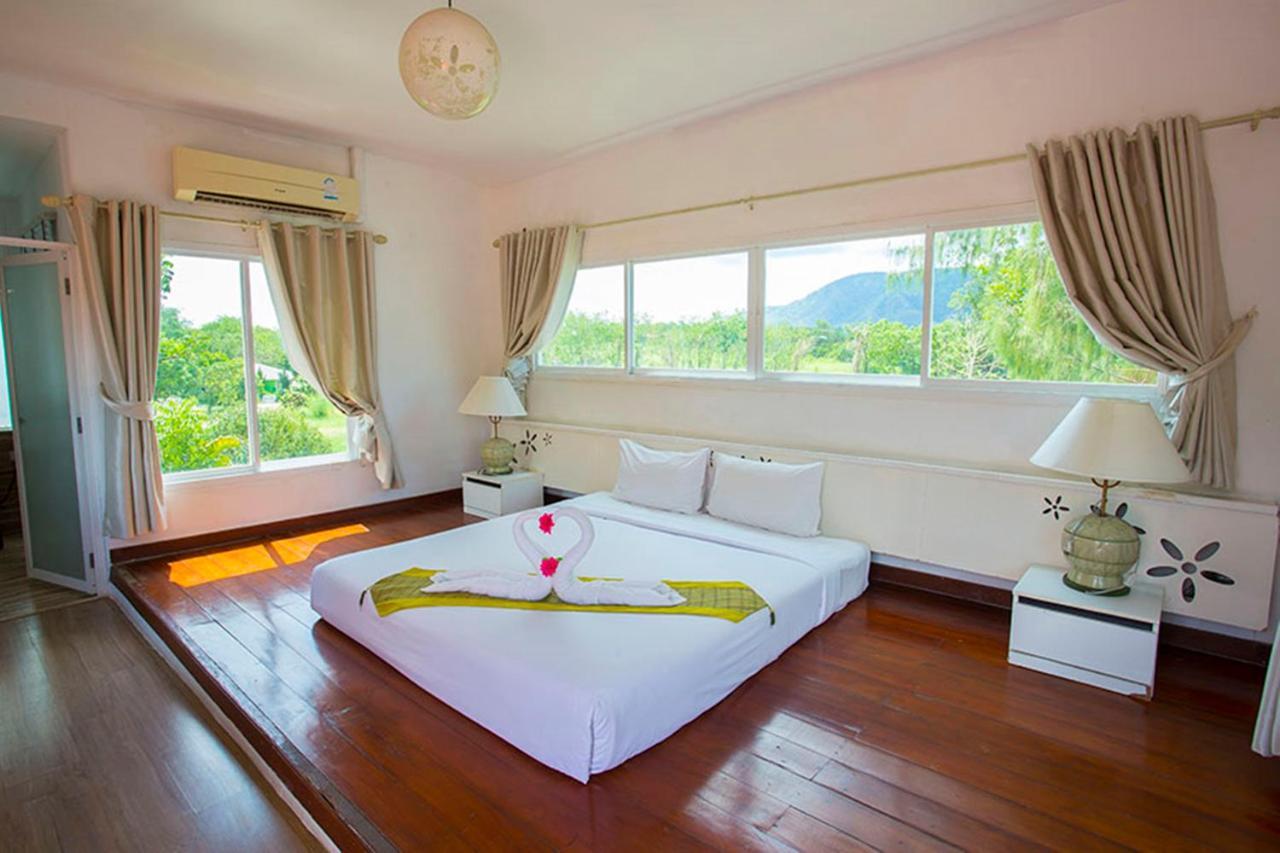 Aurora Resort Khao Yai Mu Si Esterno foto